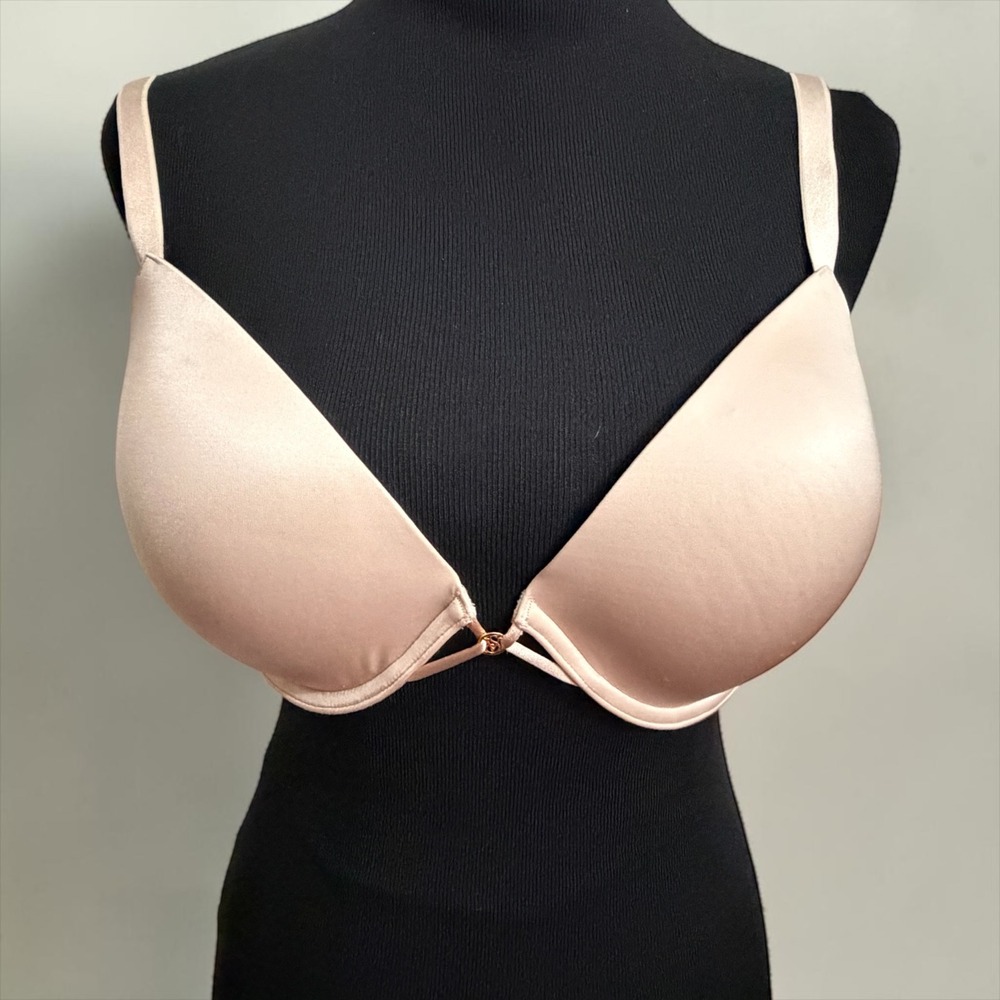Victoria's Secret Very Sexy Low Cut Demi Bra 38D Nude Beige Underwire Padded